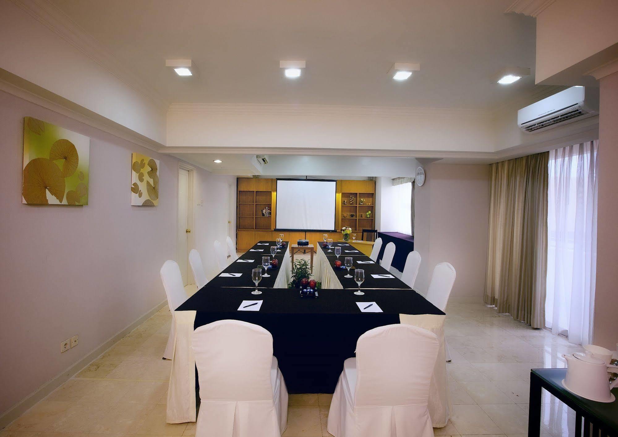 Aryaduta Semanggi 5* Jakarta